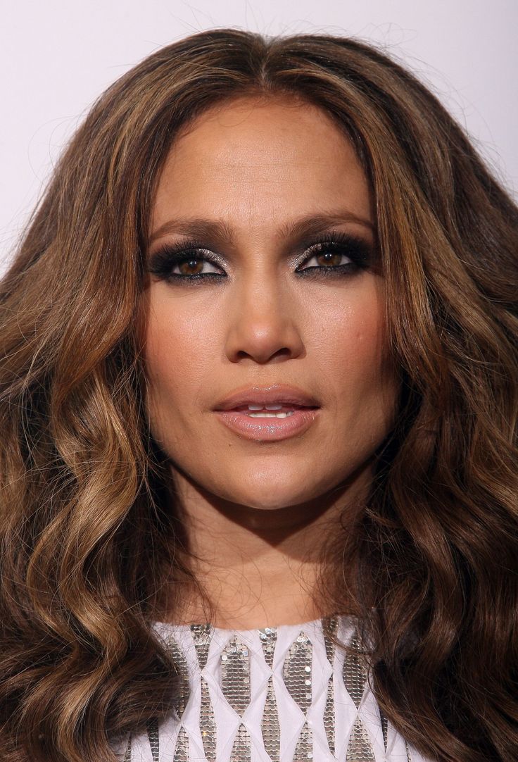 Adım Adım Jennifer Lopez Makyajı Nasıl Yapılır Adım Adım Jennifer Lopez Makyajı Nasıl Yapılır